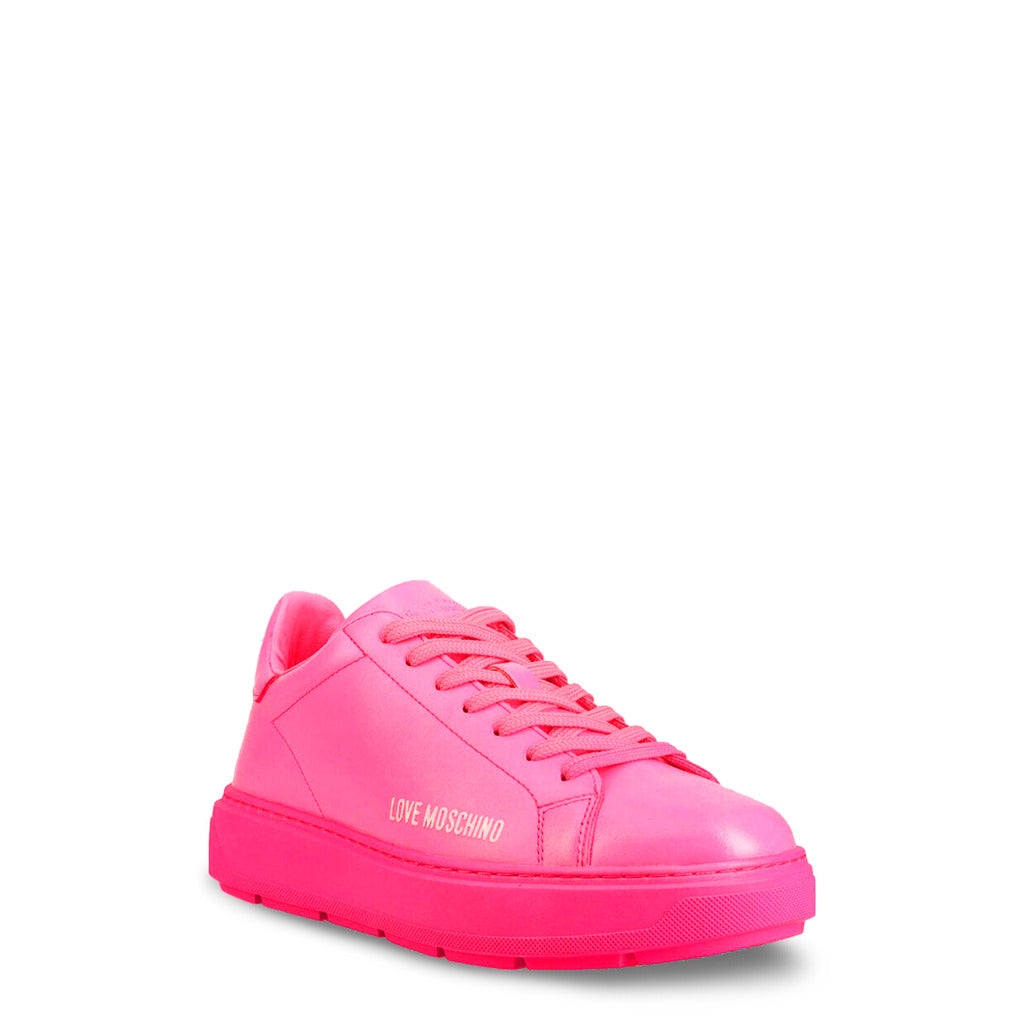 Sneakers hot sale love moschino